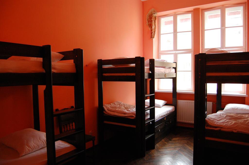 The Little Havana Party Hostel Krakow Room photo